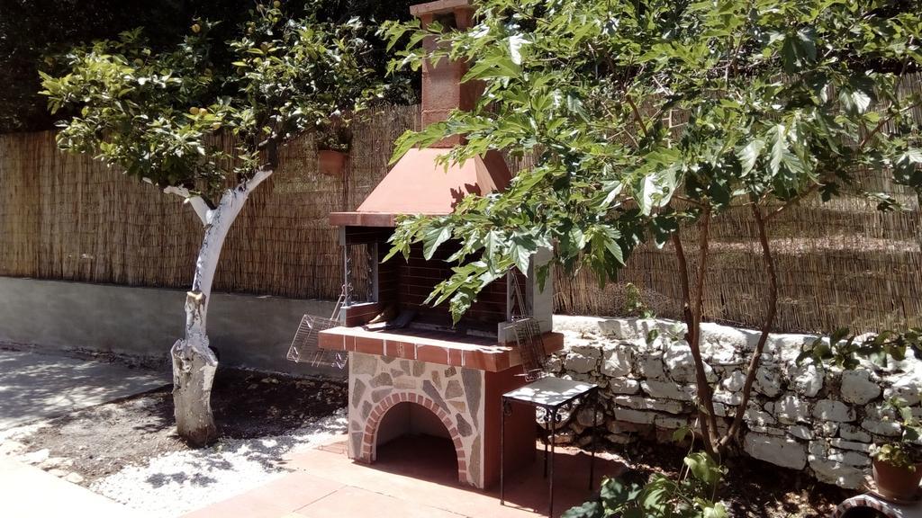 Flamiatos Garden Cottages Pouláta Dış mekan fotoğraf